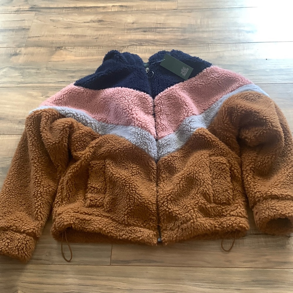 Sherpa Zip up Jacket size small